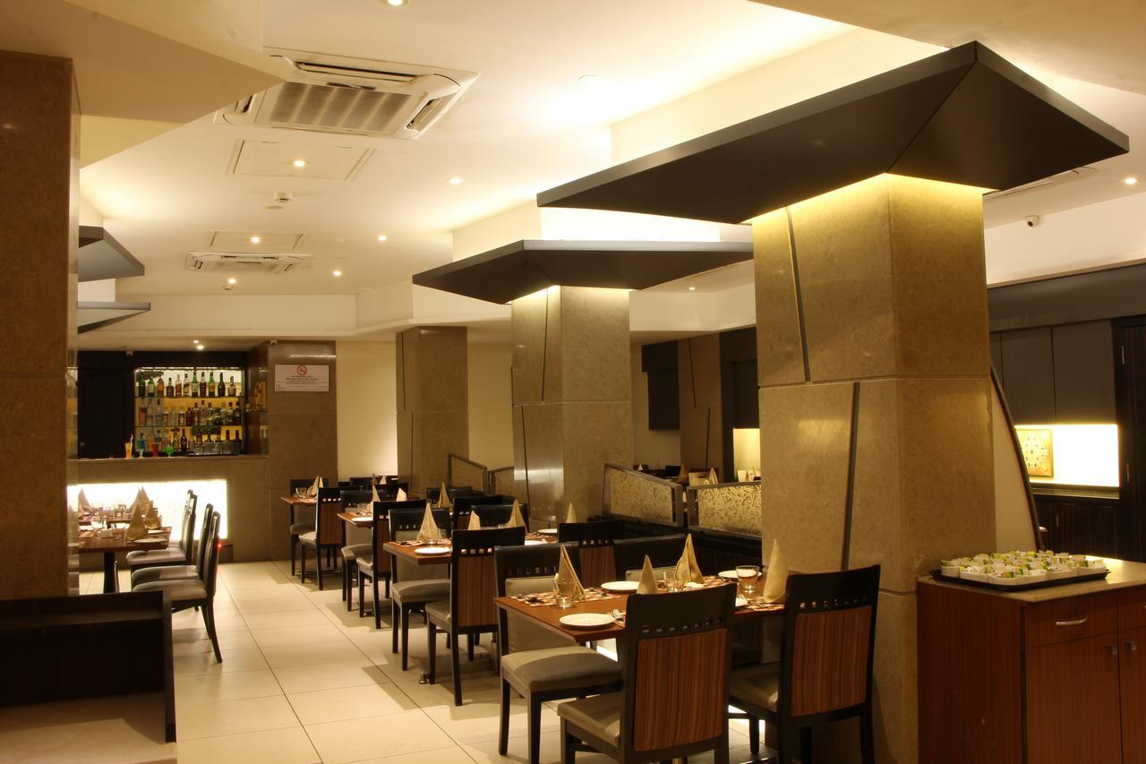 Hotel Fidalgo Panaji Buitenkant foto